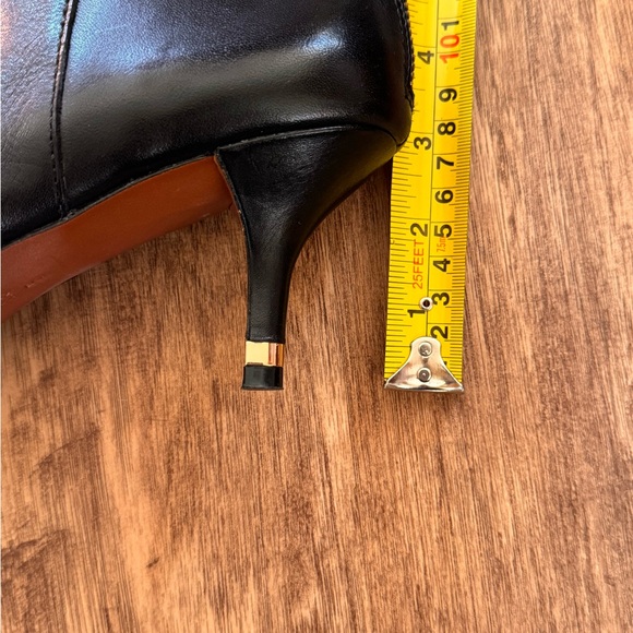 Coach FAYTH Women's Black Leather Knee High Boots Sz. 8.5 - Picture 9 of 9